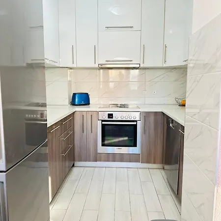 Saam Apartman *